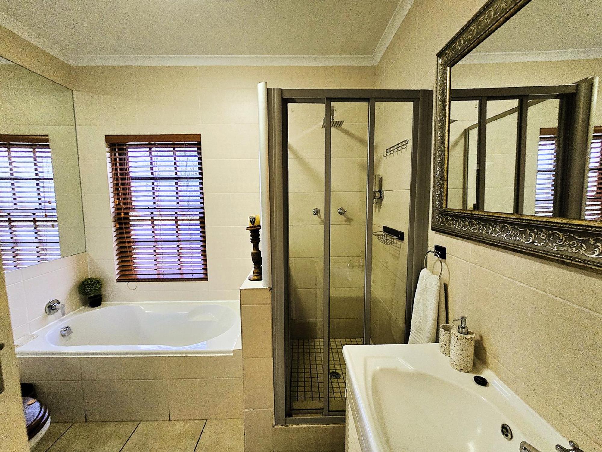Holiday home Walters Lane Luxury Main House - No Loadshedding Cape Town