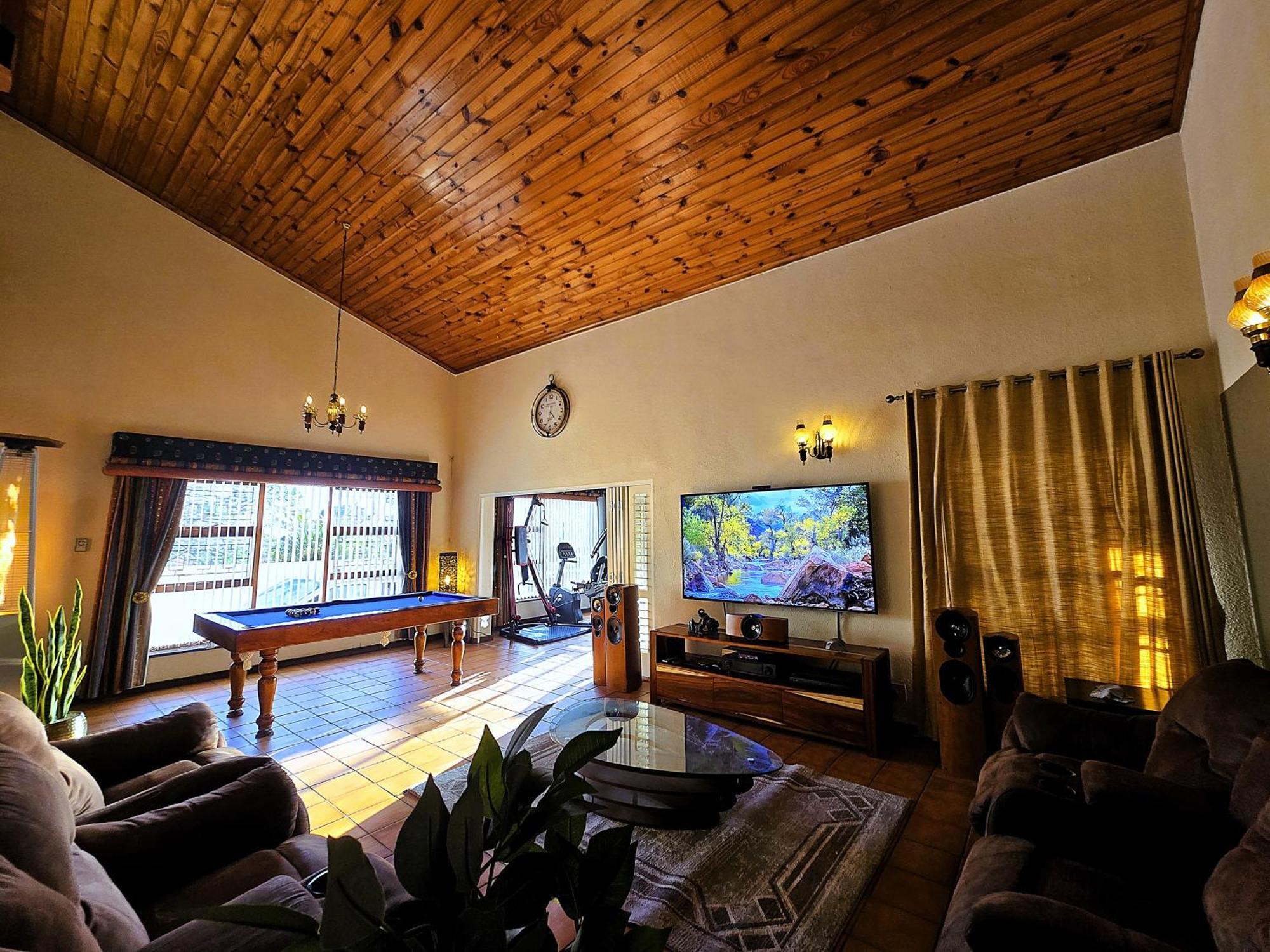 Holiday home Walters Lane Luxury Main House - No Loadshedding Cape Town