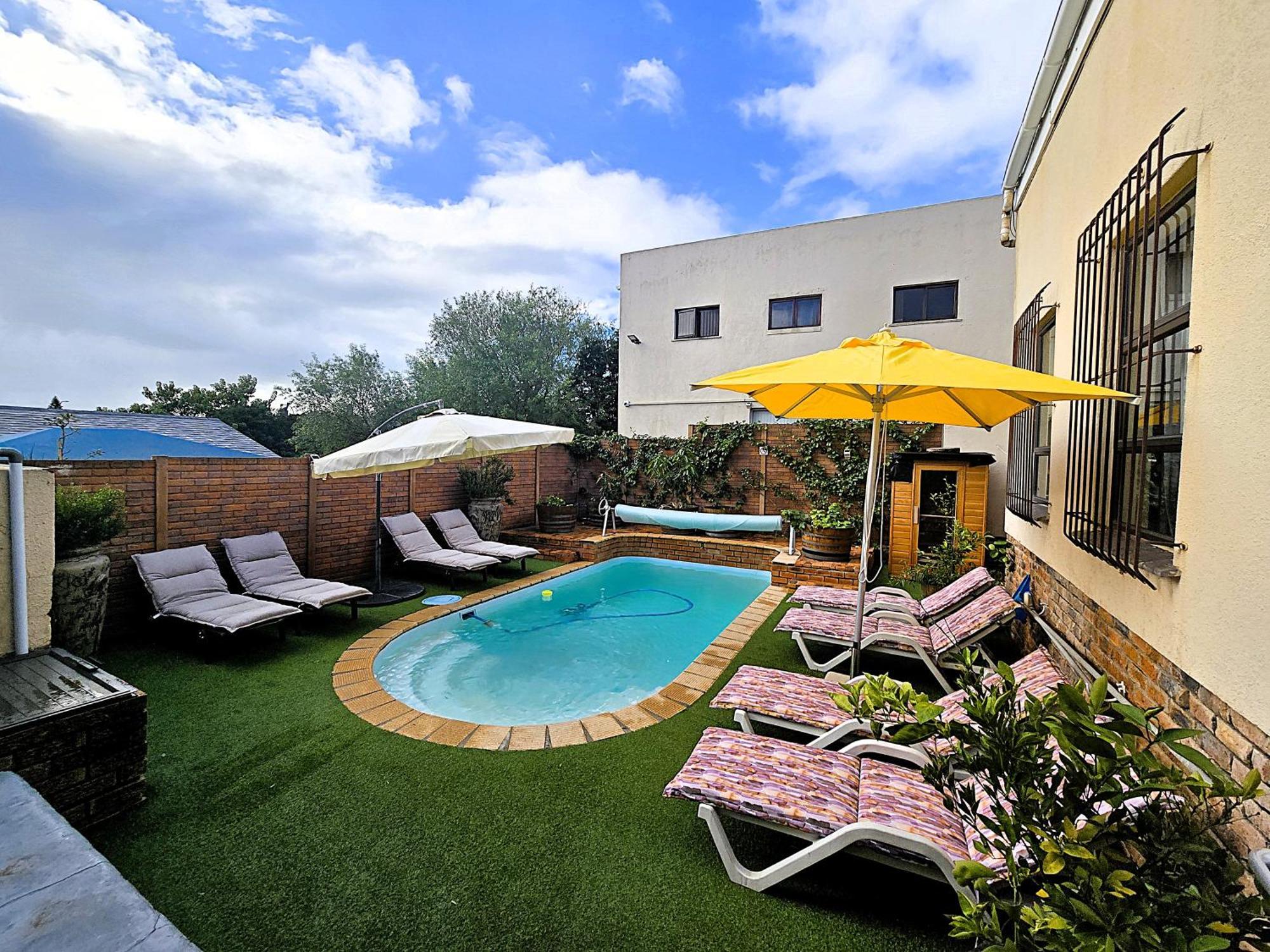Holiday home Walters Lane Luxury Main House - No Loadshedding *