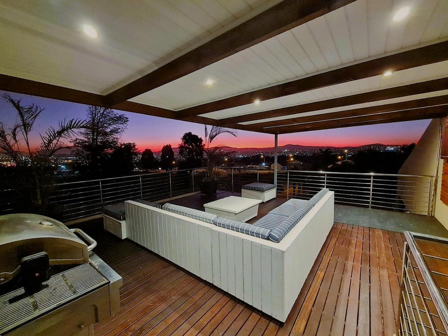 Walters Lane Luxury Main House - No Loadshedding Cape Town